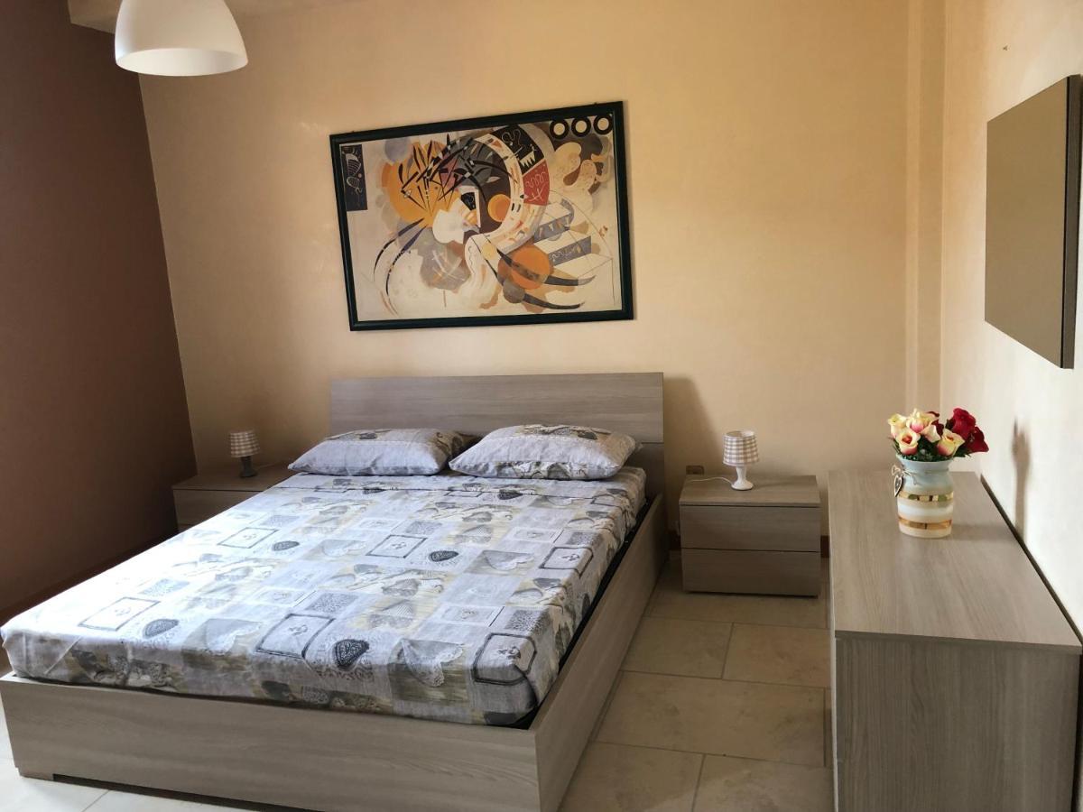 Il Paradiso Di Ele Apartment Syracuse Exterior photo